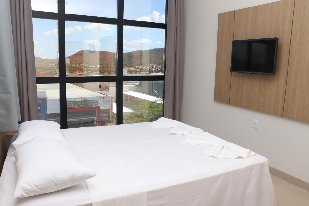 Ts Hotel Porteirinha Bagian luar foto