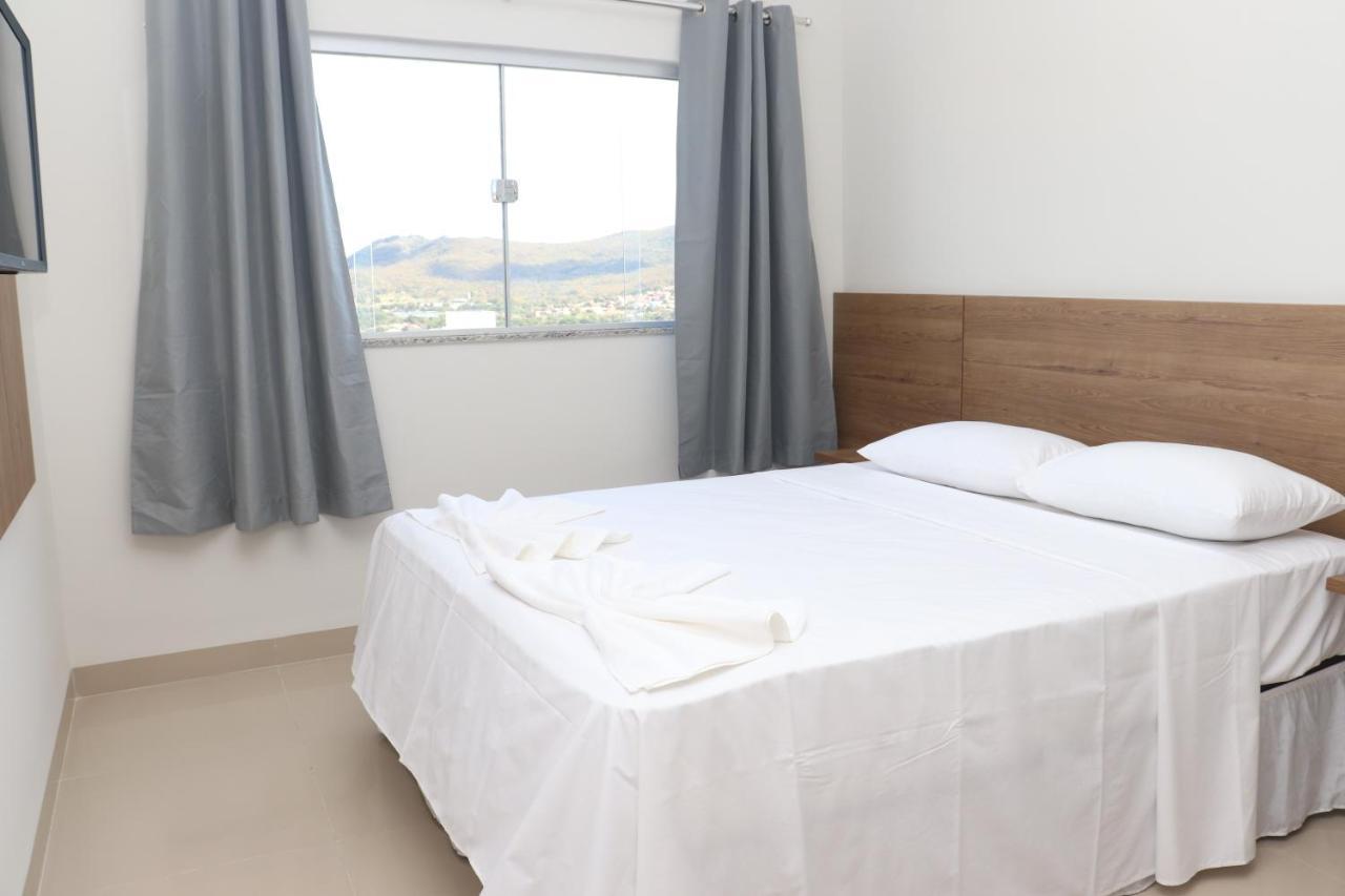 Ts Hotel Porteirinha Bagian luar foto