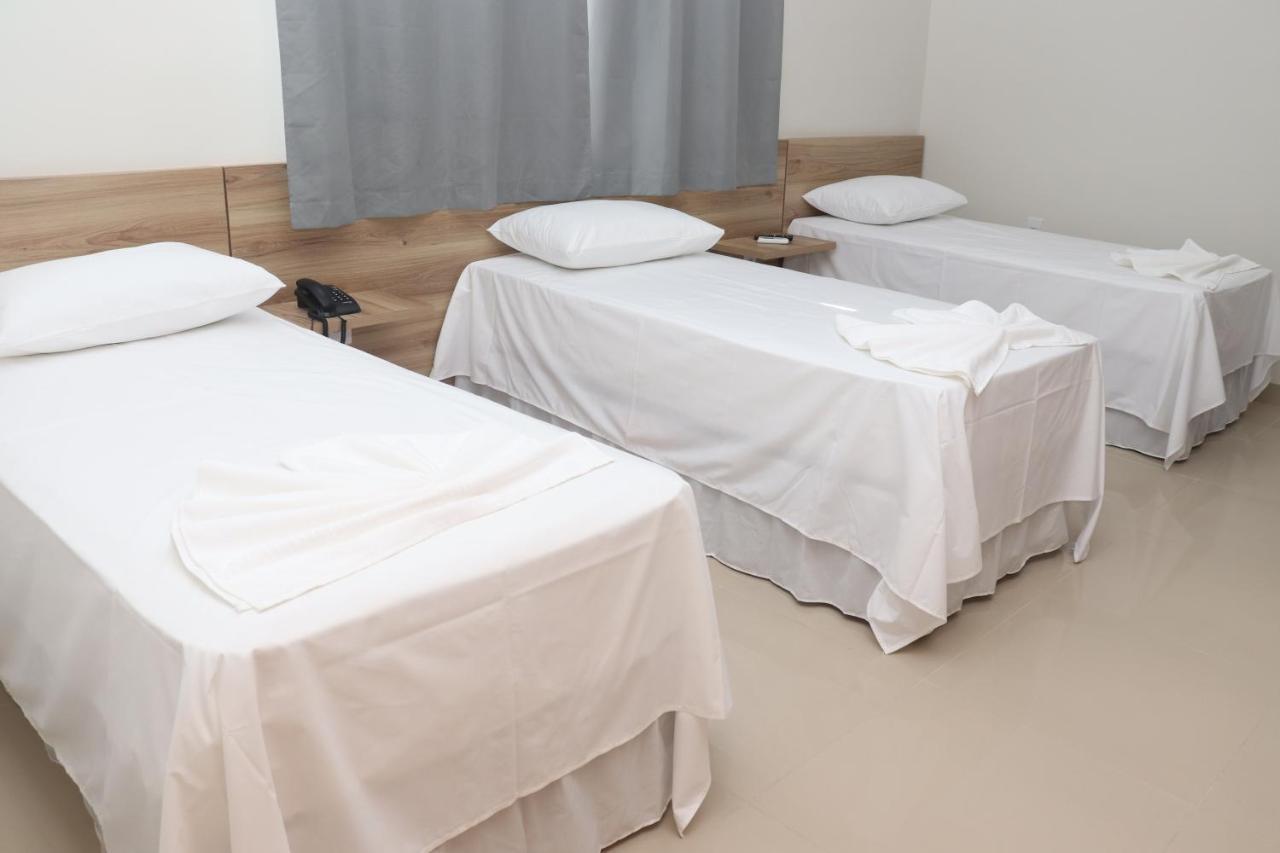 Ts Hotel Porteirinha Bagian luar foto