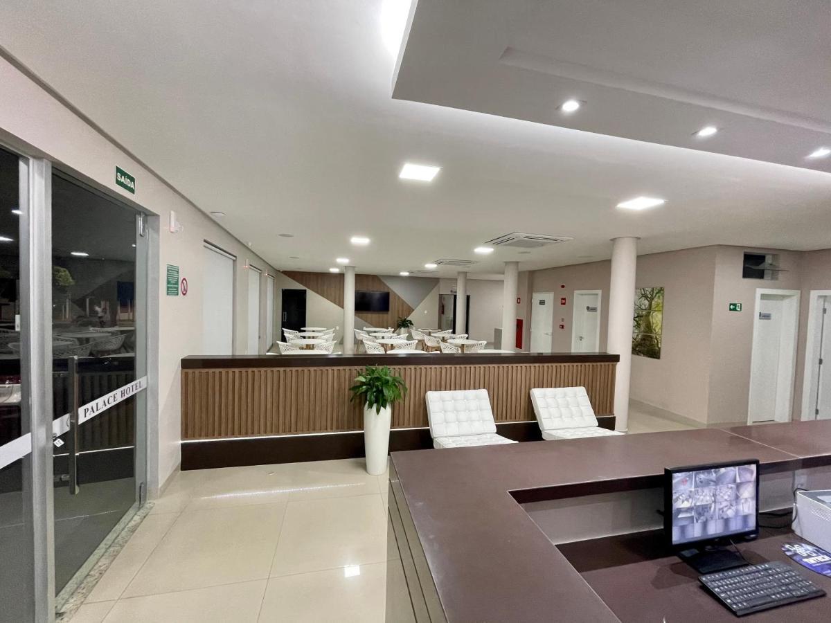 Ts Hotel Porteirinha Bagian luar foto